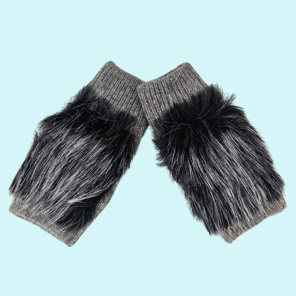 Adrienne Landau Gloves Fingerless Grey Snow Wool Blend Faux Fur Cottagecore Gift